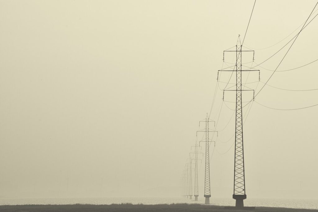 what is transmission tower